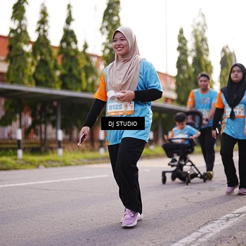 Runner Photo 8378749