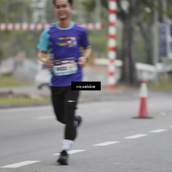 Runner Photo 8378768