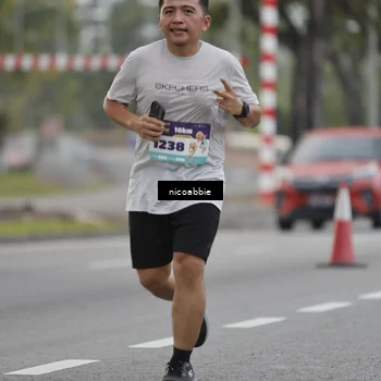 Runner Photo 8378774