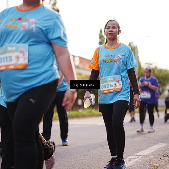 Runner Photo 8378776