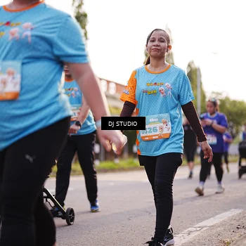Runner Photo 8378777