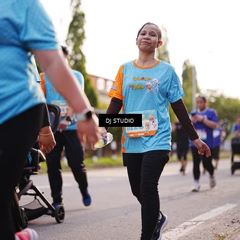 Runner Photo 8378785