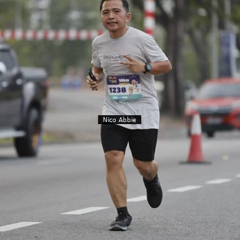 Runner Photo 8378788