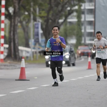 Runner Photo 8378790