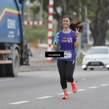 Runner Photo 8378795