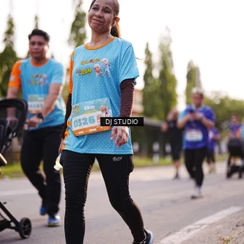 Runner Photo 8378796