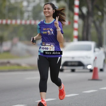 Runner Photo 8378807