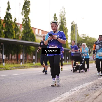 Runner Photo 8378809