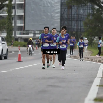 Runner Photo 8378813