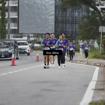 Runner Photo 8378817