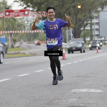 Runner Photo 8378852