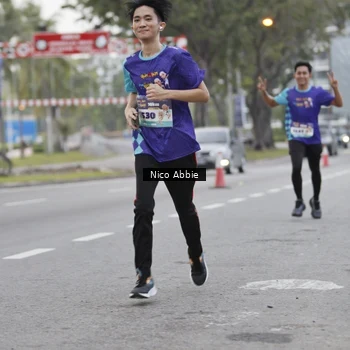 Runner Photo 8378854