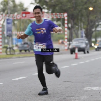 Runner Photo 8378857