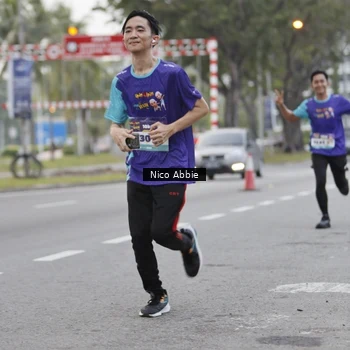 Runner Photo 8378868