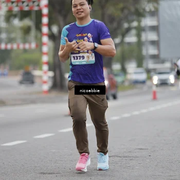 Runner Photo 8378877