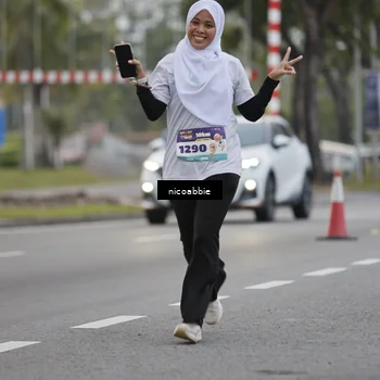 Runner Photo 8378885