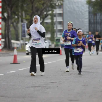 Runner Photo 8378897