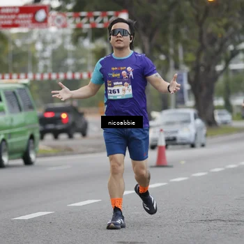 Runner Photo 8378899