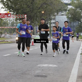 Runner Photo 8378904