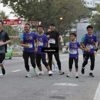 Runner Photo 8378911