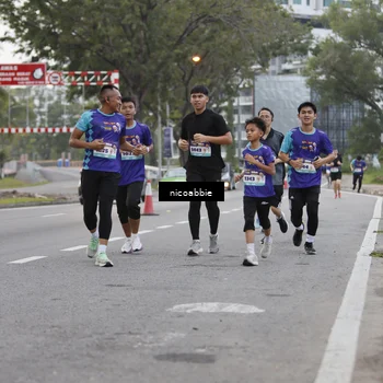 Runner Photo 8378913