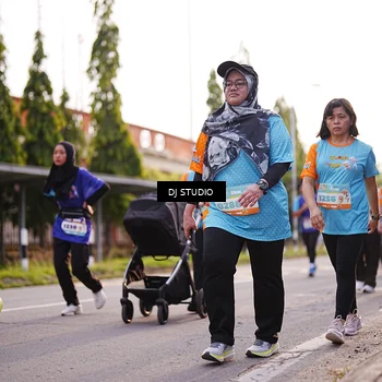 Runner Photo 8378916