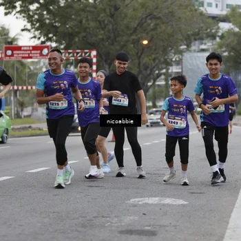 Runner Photo 8378917