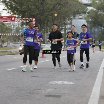 Runner Photo 8378925