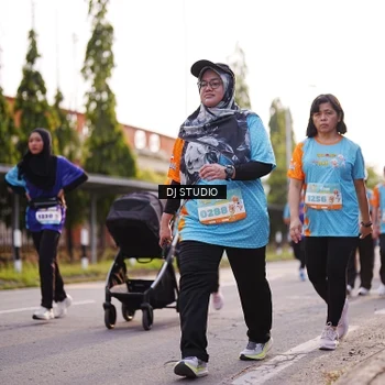 Runner Photo 8378932