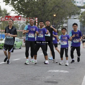 Runner Photo 8378945