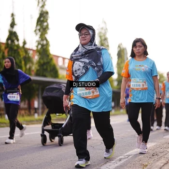 Runner Photo 8378963