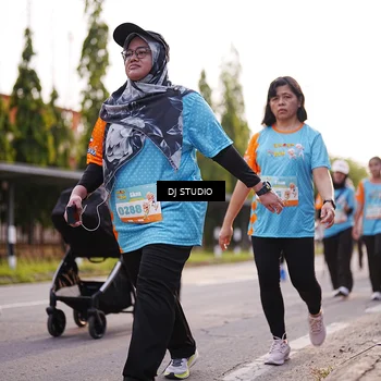 Runner Photo 8379004