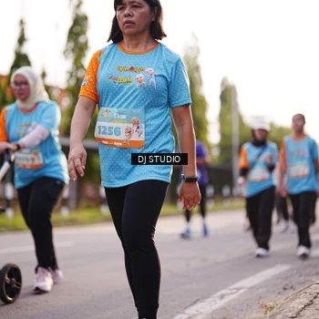 Runner Photo 8379027