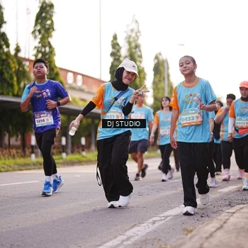 Runner Photo 8379030