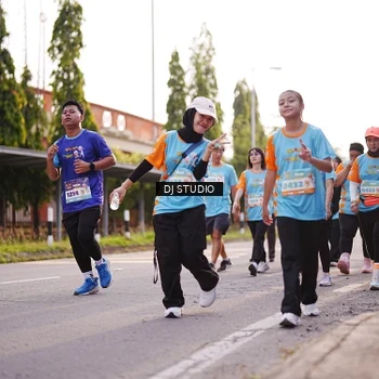 Runner Photo 8379037