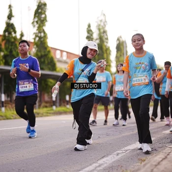 Runner Photo 8379038