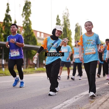 Runner Photo 8379060