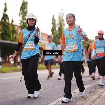 Runner Photo 8379062