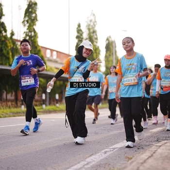 Runner Photo 8379065