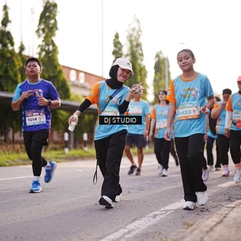 Runner Photo 8379066