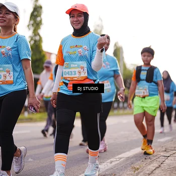 Runner Photo 8379095