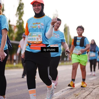 Runner Photo 8379100
