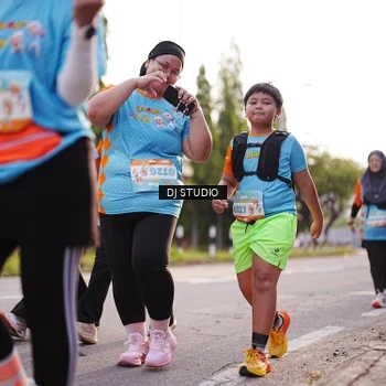 Runner Photo 8379104