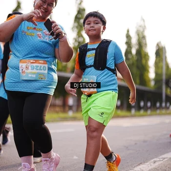Runner Photo 8379221