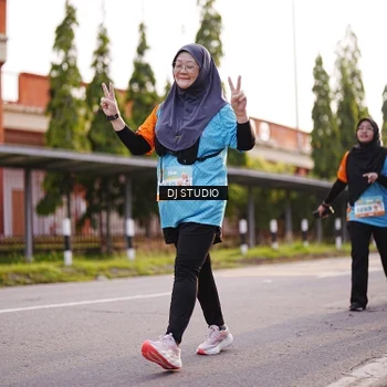 Runner Photo 8379226