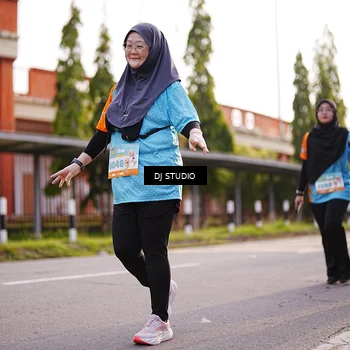 Runner Photo 8379239