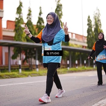 Runner Photo 8379240