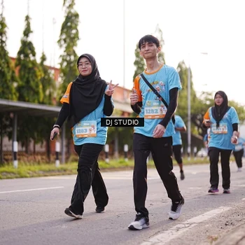Runner Photo 8379262