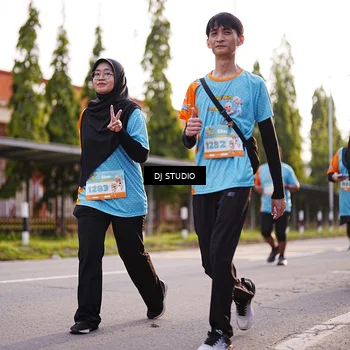 Runner Photo 8379275