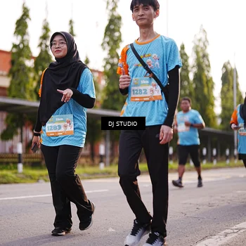 Runner Photo 8379277